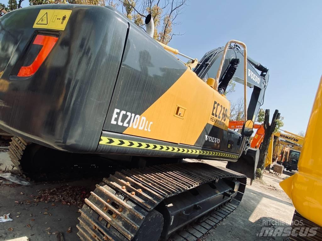 Volvo EC210DL 대형 굴삭기 29톤 이상