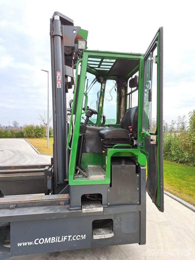Combilift C 8000 4방향 리치트럭