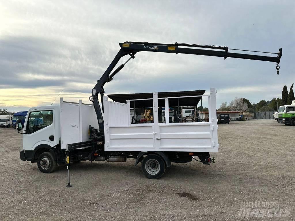 Nissan NT 400 크레인 트럭