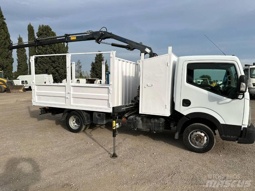 Nissan NT 400 크레인 트럭