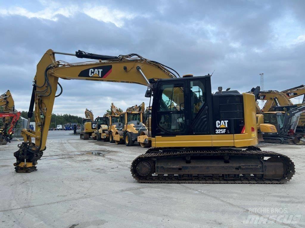 CAT 325FL CR 대형 굴삭기 29톤 이상