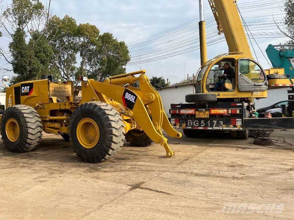 CAT 966  휠로우더