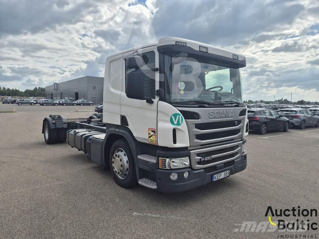Scania P 450 새시 운전실 트럭
