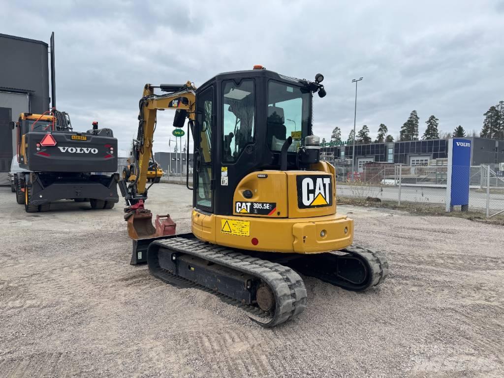 CAT 305.5 소형 굴삭기 7톤 미만