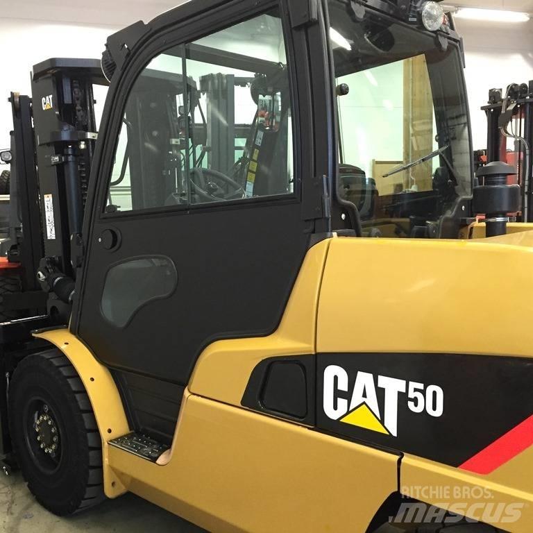 CAT DP 50 N 디젤 지게차