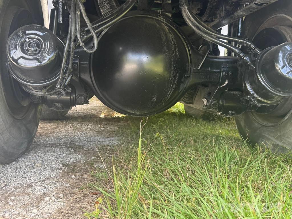 Freightliner M2 콤비/진공 트럭