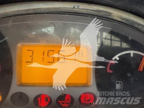 Bobcat T590  스키드로더