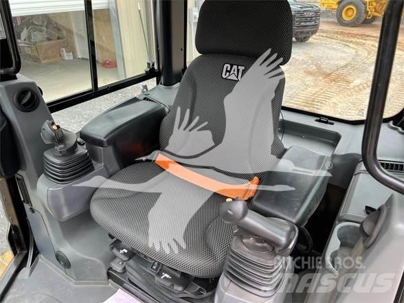 CAT D3 LGP 크롤러 도저