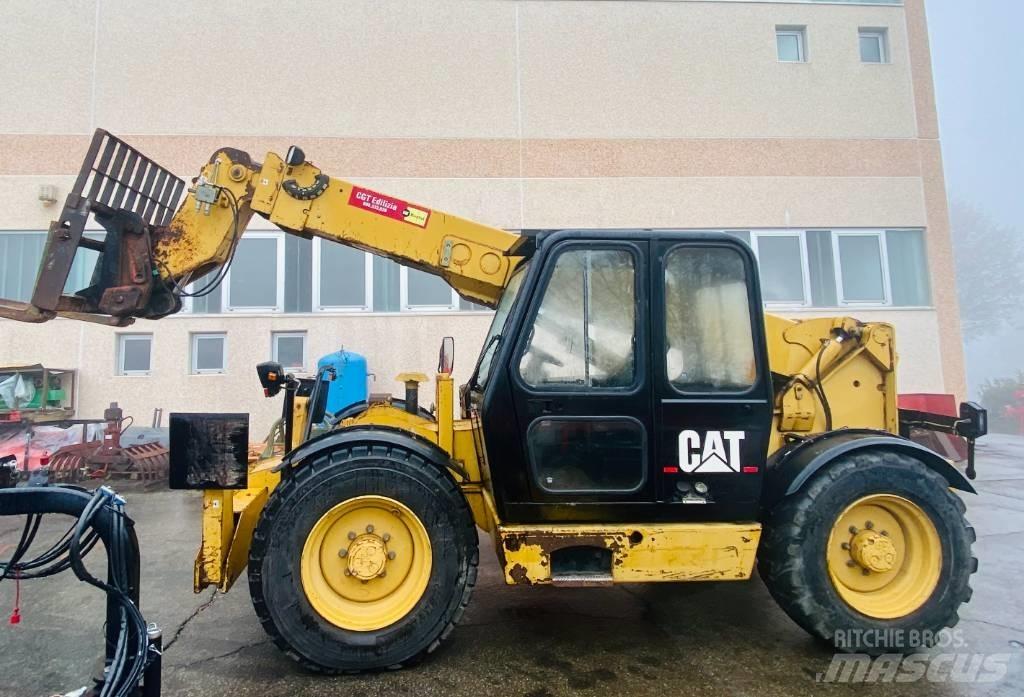 CAT TH 63 텔러 핸들러