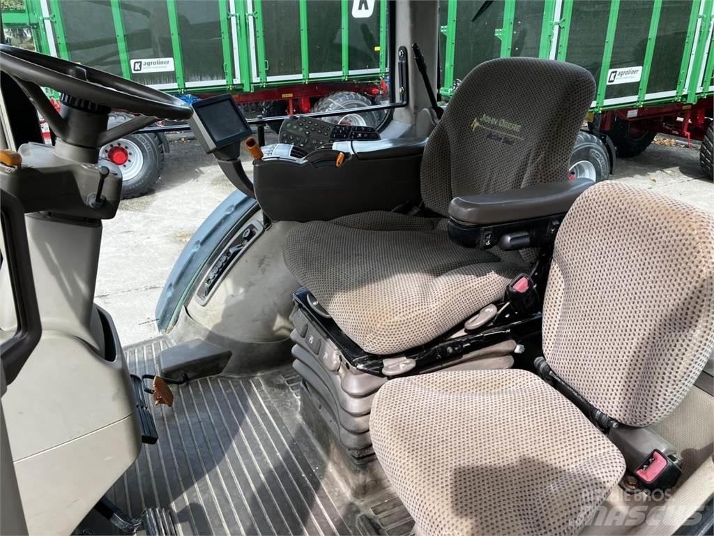 John Deere 8335R 트랙터