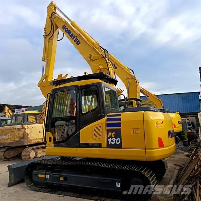 Komatsu PC 130 대형 굴삭기 29톤 이상