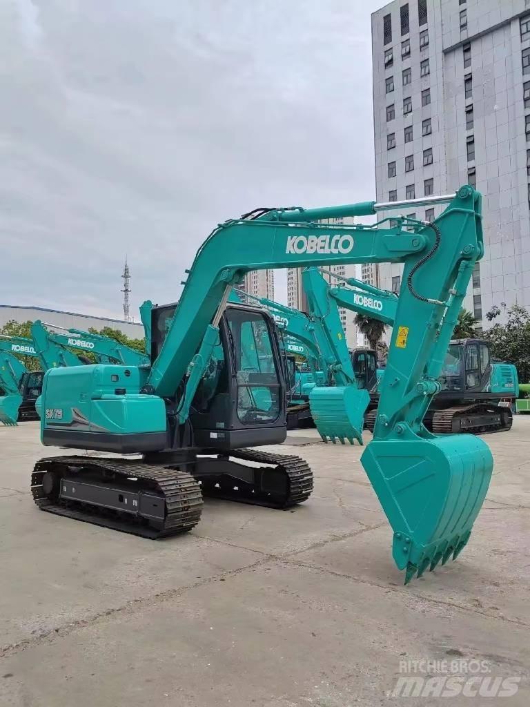 Kobelco SK 75 중형굴삭기 7톤-28톤