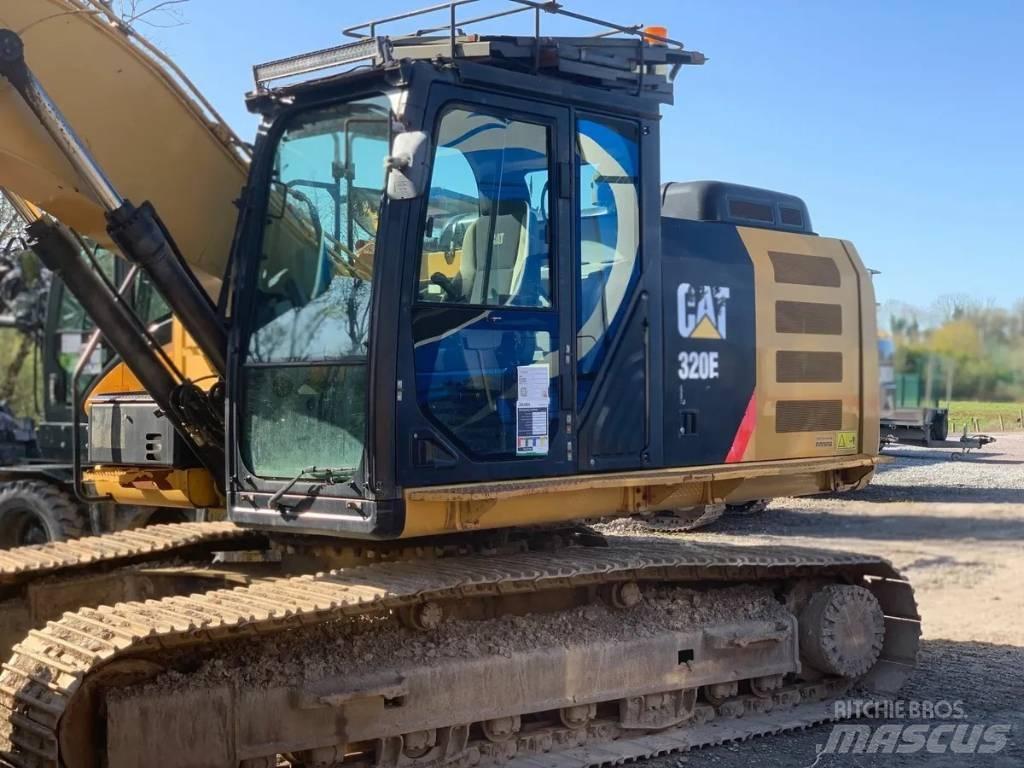 CAT 320 E 롱리치 굴삭기