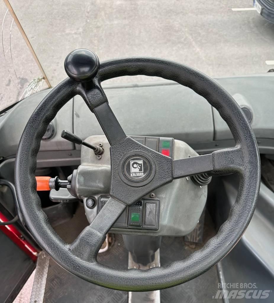 Kalmar TR 618 i 터미널 트랙터