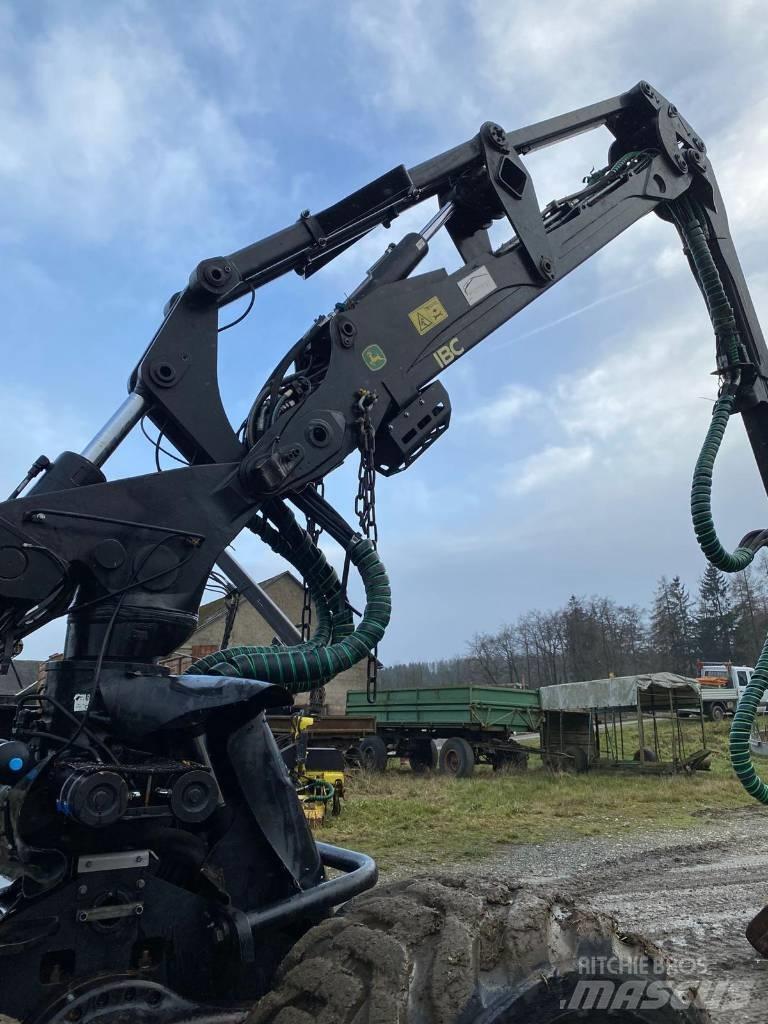 John Deere 1270 G 원목 하베스터
