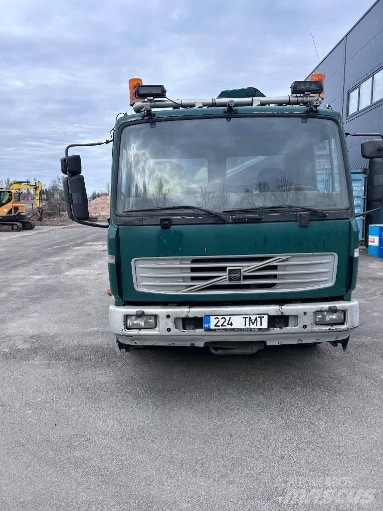 Volvo FL 6 플랫베드/윈치 트럭