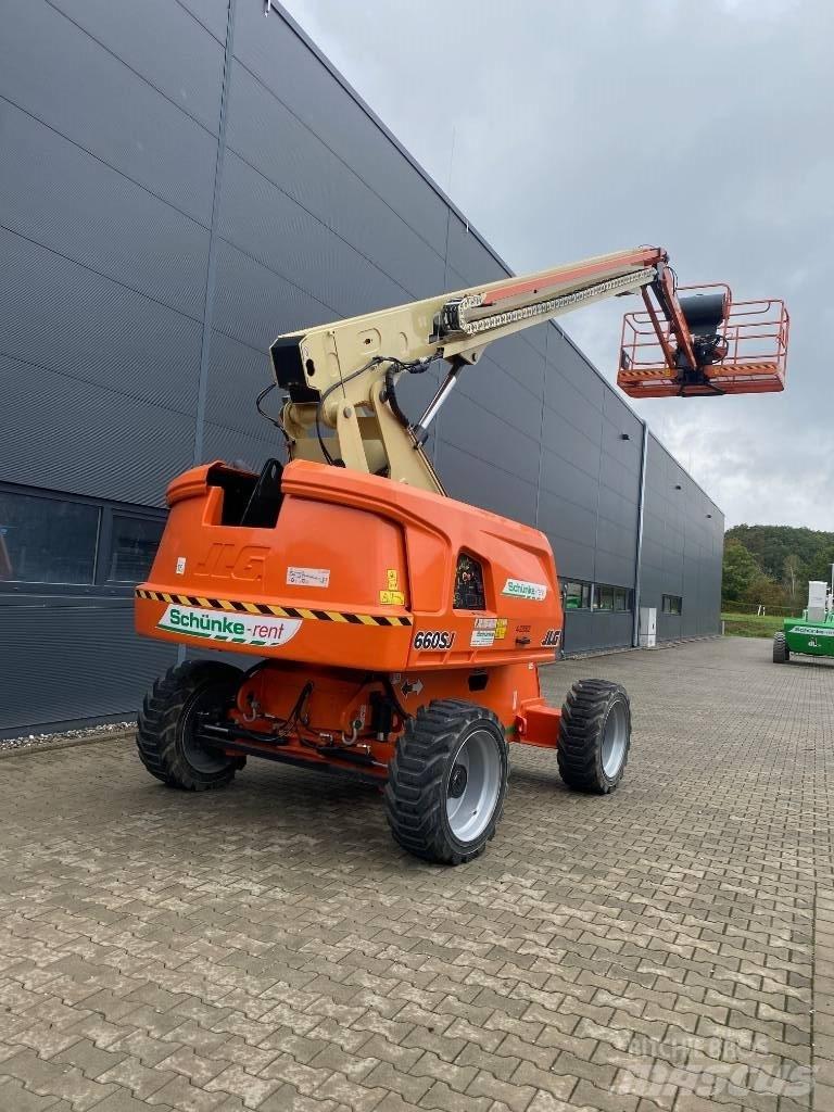 JLG 660 SJ 견인식 전동이동 리프트
