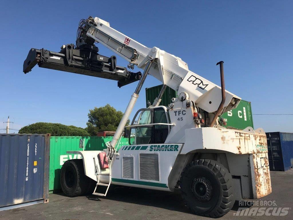 TEREX PPM TFC 45 리치 스태커