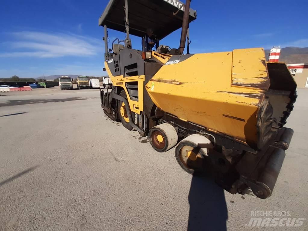 Volvo ABG 6870 아스팔트 포장장비