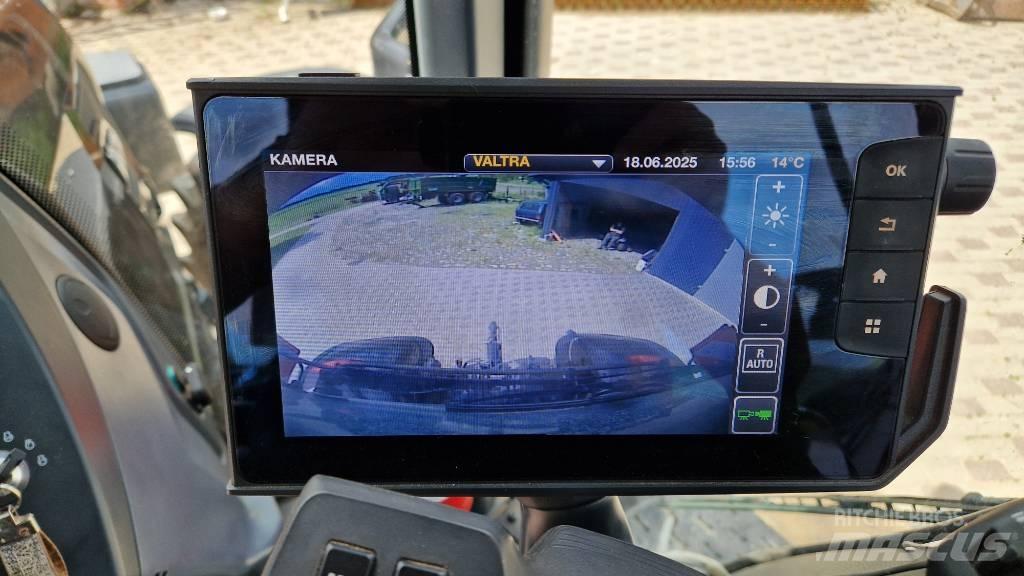 Valtra Q 305 트랙터