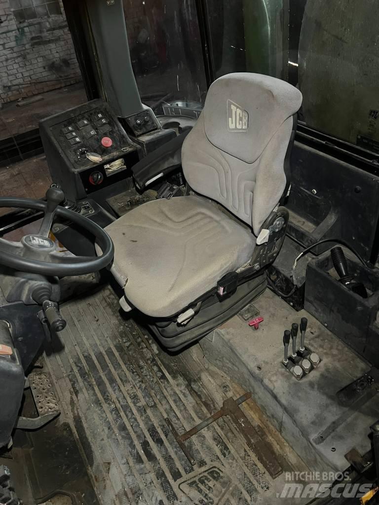 JCB 714 슬러리 탱커