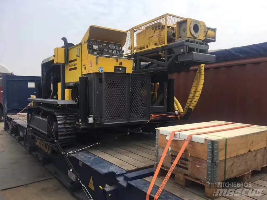Atlas Copco ROC F6 중형 드릴 장비