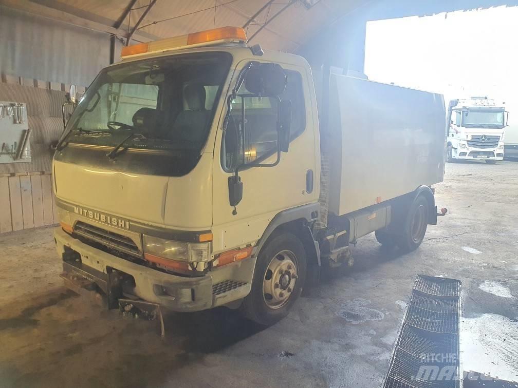 Mitsubishi Canter 도로 청소차