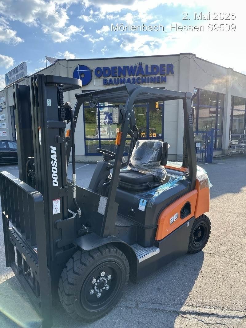 Doosan D30NXP 디젤 지게차
