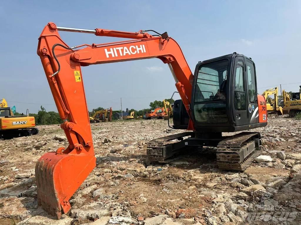 Hitachi ZX 70 소형 굴삭기 7톤 미만