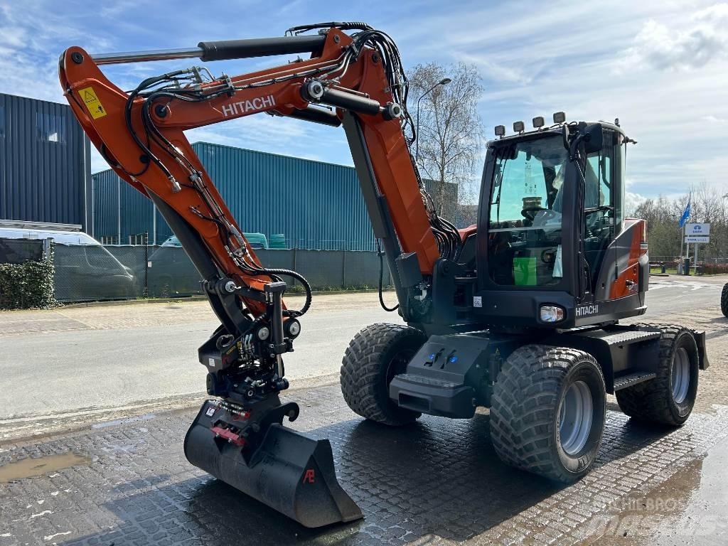 Hitachi ZX95W  휠 굴삭기