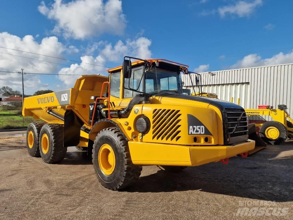Volvo A 25 D 연결식 홀러