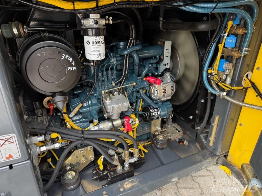 Bomag BW 154 ACP-4 콤비 롤러