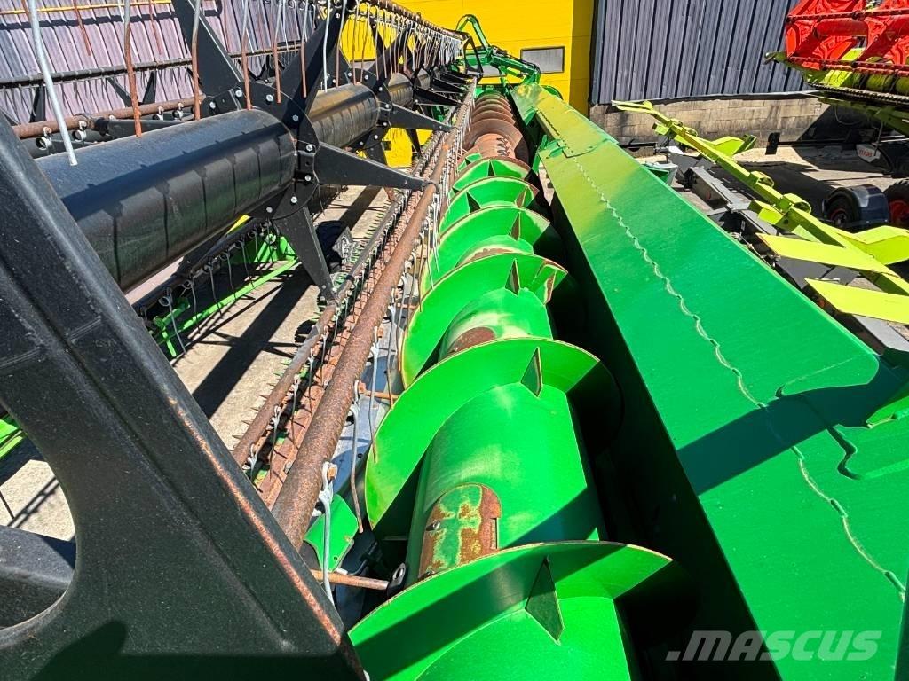 John Deere S 690 i 콤바인 수확기