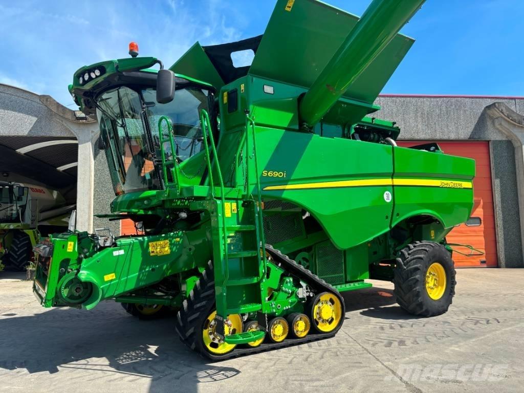 John Deere S 690 i 콤바인 수확기