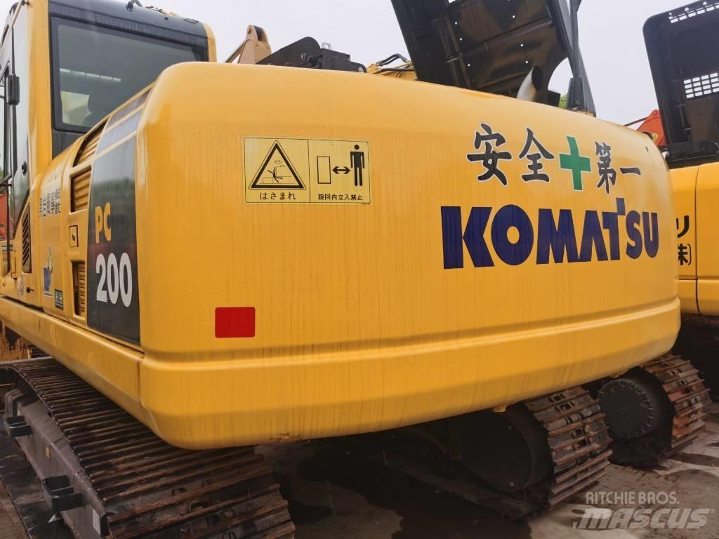 Komatsu PC 200-8 대형 굴삭기 29톤 이상