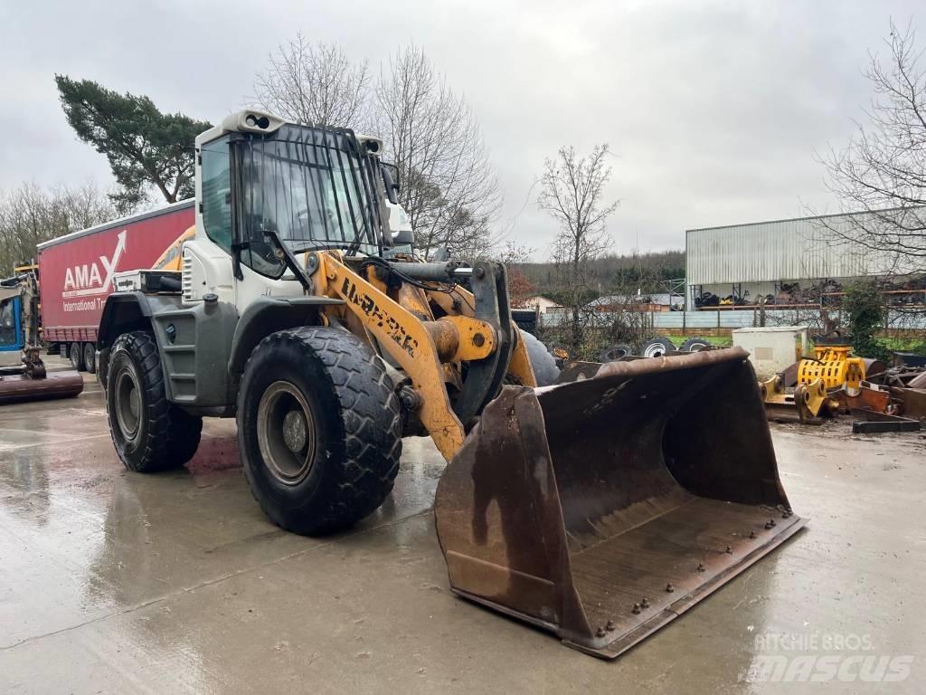 Liebherr 526  휠로우더