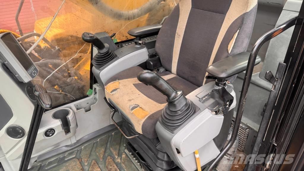 CAT 352 F 대형 굴삭기 29톤 이상