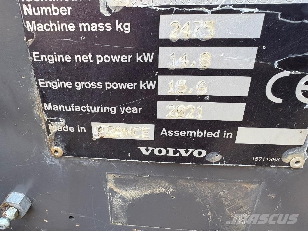 Volvo ECR 25 D 소형 굴삭기 7톤 미만