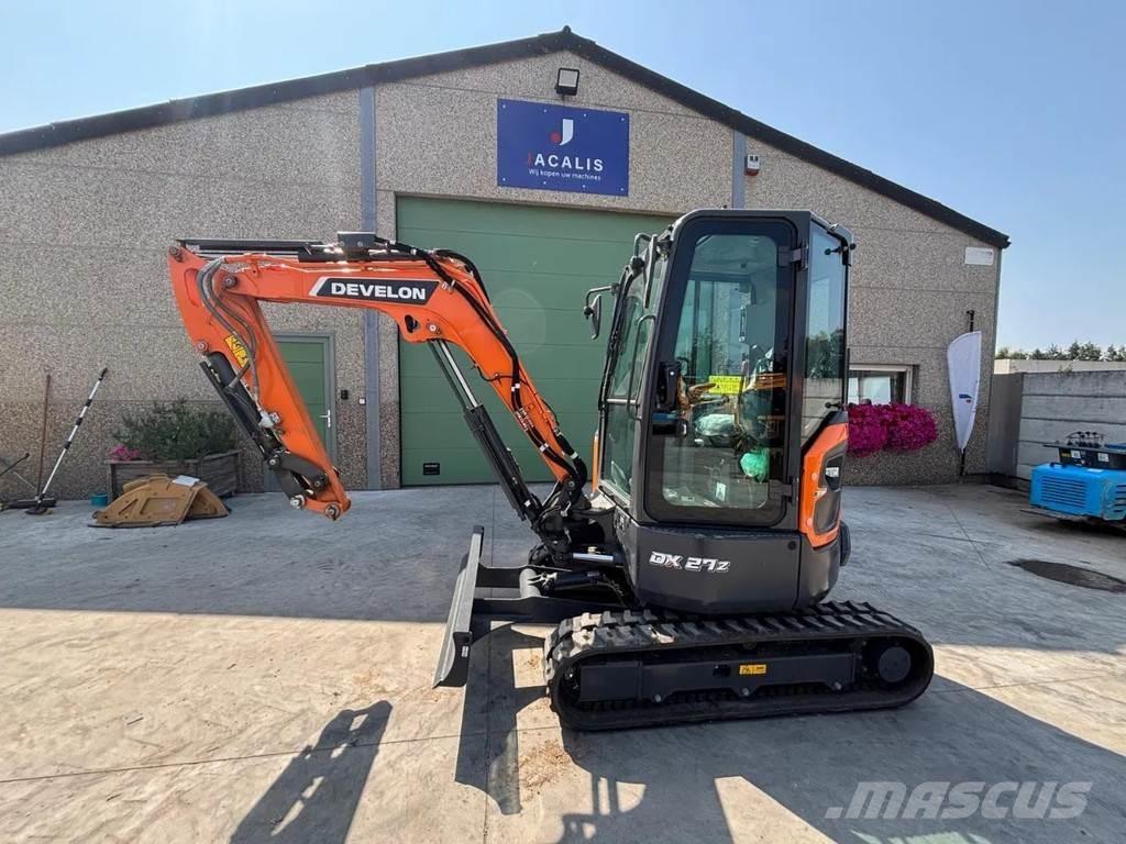 Doosan DX27Z-7 소형 굴삭기 7톤 미만