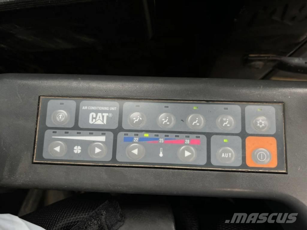 CAT 321D LCR 대형 굴삭기 29톤 이상