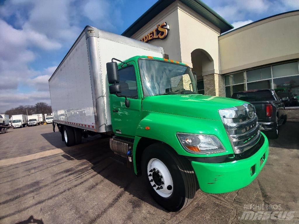 Hino 338 탑차 트럭