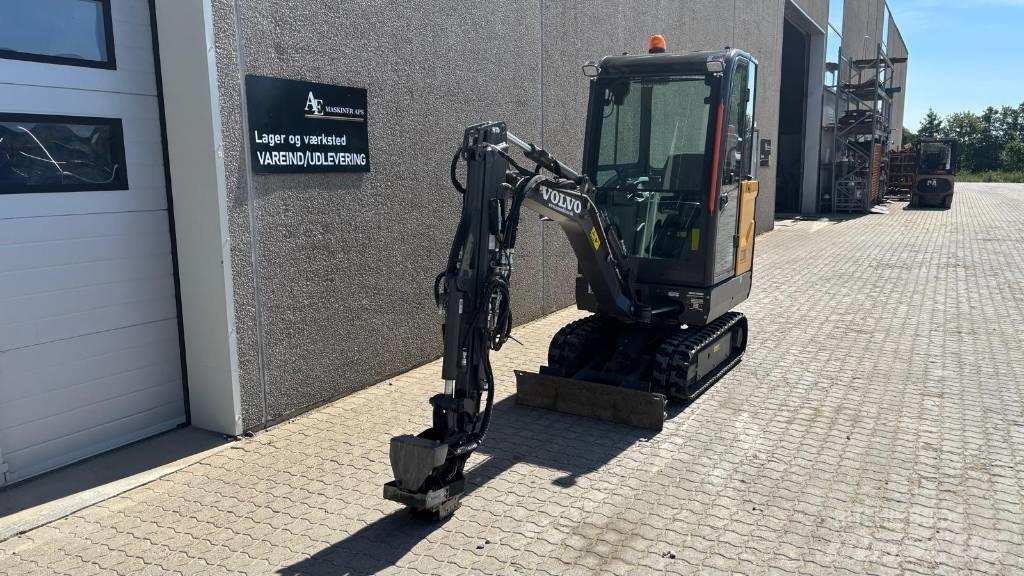 Volvo EC 18 E 소형 굴삭기 7톤 미만