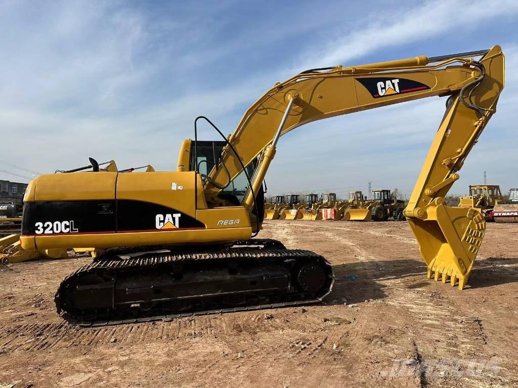 CAT 320CL 대형 굴삭기 29톤 이상