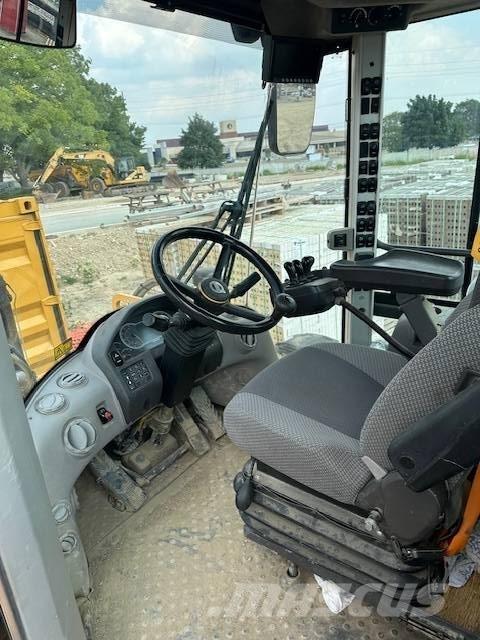  2017 L120H  휠로우더