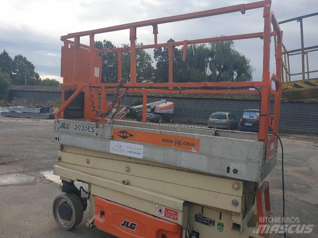 JLG 2030 ES 가위형 리프트