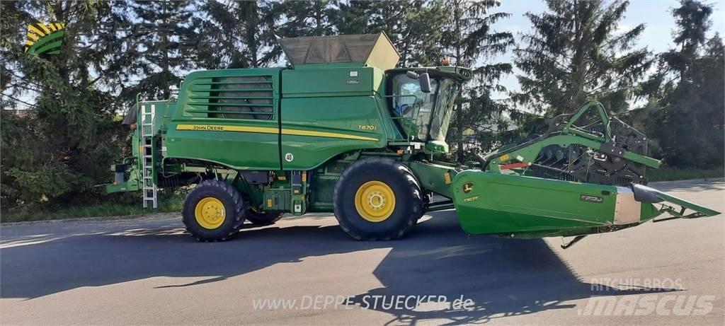 John Deere T670 콤바인 수확기