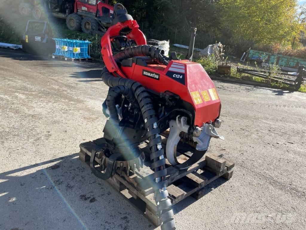 Komatsu C 124 원목 하베스터