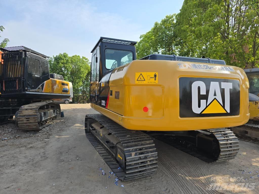 CAT 320D2 대형 굴삭기 29톤 이상