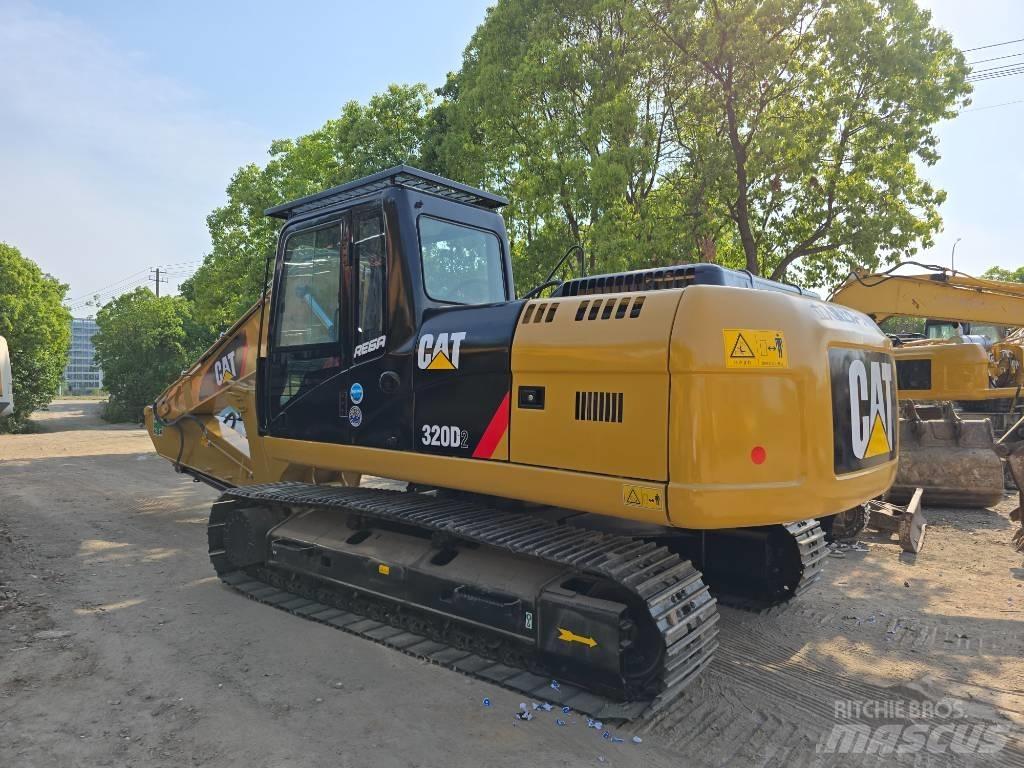 CAT 320D2 대형 굴삭기 29톤 이상