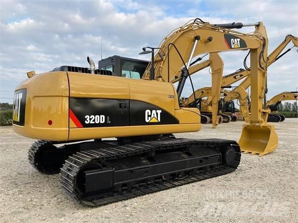 CAT 320 D L 대형 굴삭기 29톤 이상